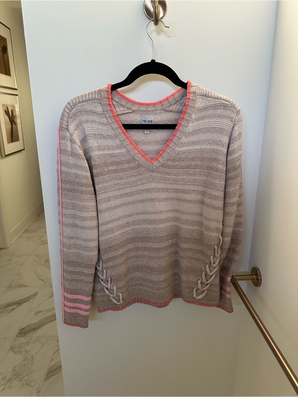 NIC+ZOE Beige V-Neck Sweater with Pink Trim